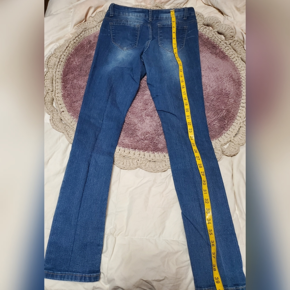 Fashion Nova BOB jeans size 9/10